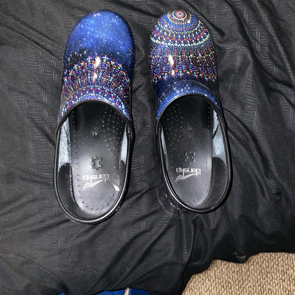 Dansko nursing shoes